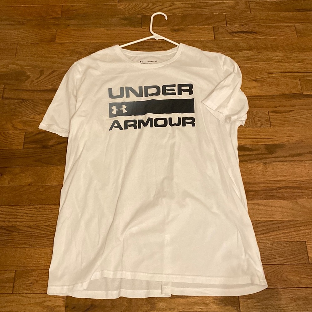 Under armor shirt